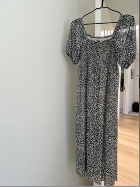 Baum Und Pferdgarten Puff-Sleeve Maxi Dress in blue and White Floral
